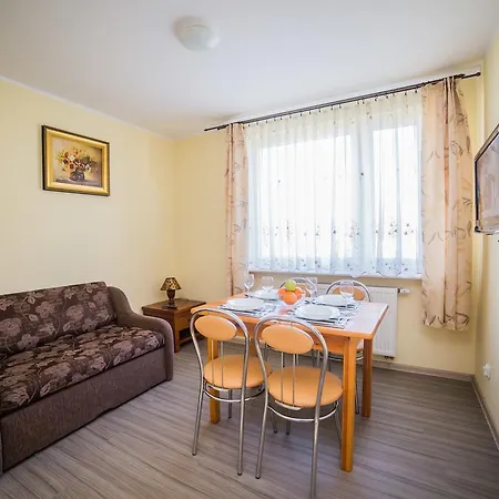 Family Homes - Familijne 3*