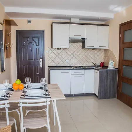 Prázdninový areál Family Homes - Familijne 3*